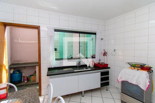 Cozinha de casa de condomínio à venda com 2 quartos, 75m² em Vila Prudente, São Paulo