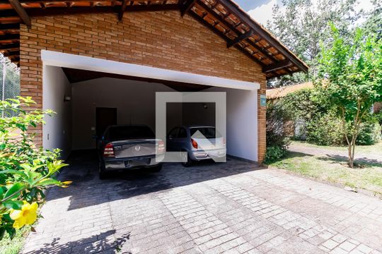 Garagem de casa à venda com 4 quartos, 410m² em Vila Tramontano, São Paulo