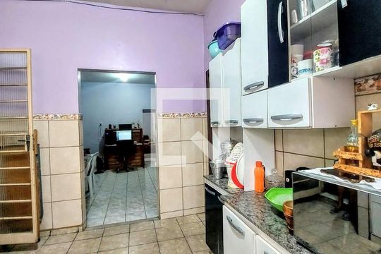 Cozinha de casa à venda com 2 quartos, 300m² em Dom Bosco, Belo Horizonte