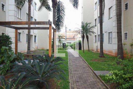 Jardim de apartamento para alugar com 2 quartos, 43m² em Parque Esmeralda, São Paulo
