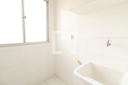 Área de Serviço de apartamento para alugar com 2 quartos, 53m² em Morumbi, Uberlândia
