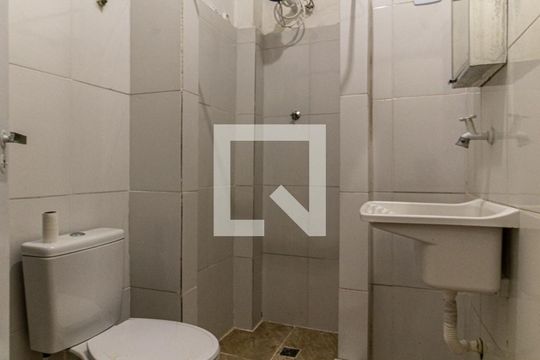 Banheiro de kitnet/studio à venda com 1 quarto, 30m² em Santa Ifigênia, São Paulo