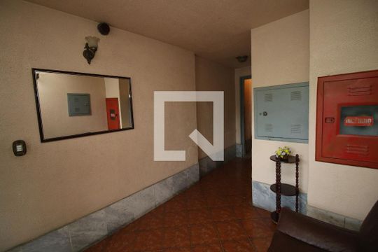 Hall de Entrada de apartamento para alugar com 3 quartos, 105m² em Irajá, Rio de Janeiro
