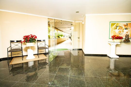 Área comum- living de entrada de apartamento à venda com 2 quartos, 60m² em Indianópolis, São Paulo
