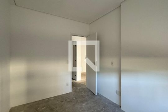 Quarto 2 de apartamento à venda com 2 quartos, 52m² em Alphaville Empresarial, Barueri