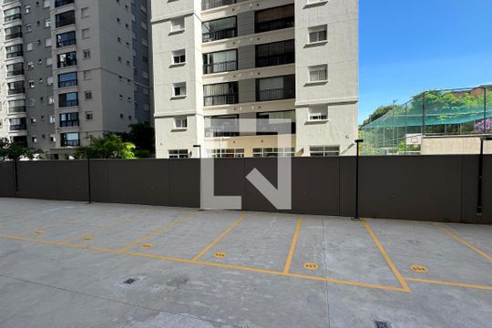 Vista do Quarto 2 de apartamento à venda com 2 quartos, 52m² em Alphaville Empresarial, Barueri