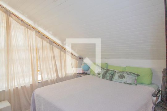 Quarto 1 de casa à venda com 4 quartos, 334m² em Jardim Guairaca, São Paulo