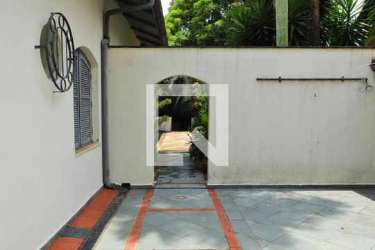 Área comum de casa à venda com 4 quartos, 344m² em Vila Ida, São Paulo
