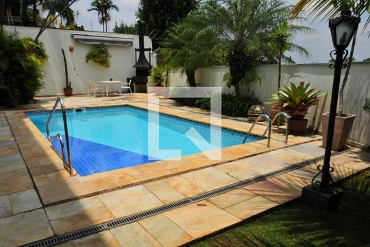 Área comum  de casa à venda com 4 quartos, 344m² em Vila Ida, São Paulo