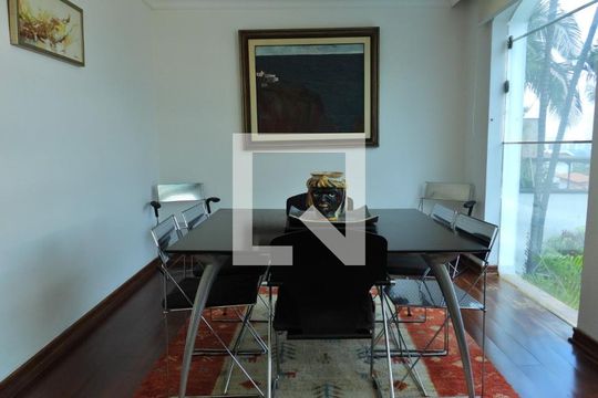Sala de casa à venda com 4 quartos, 344m² em Vila Ida, São Paulo