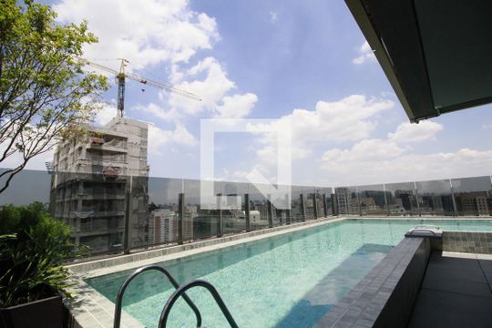 Piscina de apartamento para alugar com 1 quarto, 29m² em Itaim Bibi, São Paulo