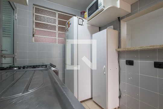 Cozinha de apartamento à venda com 2 quartos, 48m² em Pompeia, São Paulo