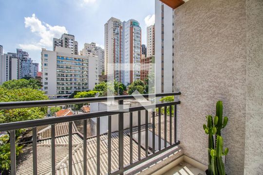 Varanda de kitnet/studio para alugar com 1 quarto, 30m² em Pinheiros, São Paulo
