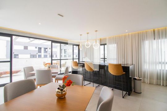 Área comum - Espaço Gourmet de kitnet/studio para alugar com 1 quarto, 30m² em Pinheiros, São Paulo