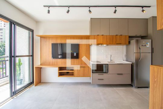 Studio de kitnet/studio para alugar com 1 quarto, 30m² em Pinheiros, São Paulo