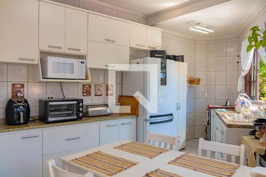 Cozinha de casa à venda com 3 quartos, 150m² em Cidade Vargas, São Paulo