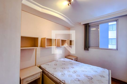 Quarto 1 de apartamento para alugar com 2 quartos, 50m² em Vila Regente Feijó, São Paulo