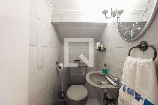 Lavabo  de casa para alugar com 4 quartos, 300m² em Tatuapé, São Paulo