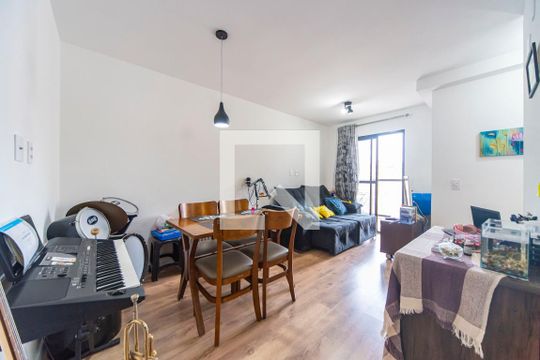 Apartamento à venda com 2 quartos, 53m² em Vila Curuca, Santo André