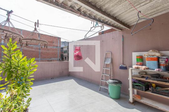 Área comum de casa para alugar com 2 quartos, 50m² em Conceição, Diadema