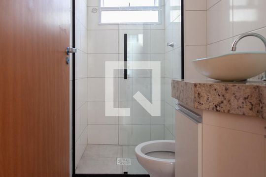 Banheiro de apartamento para alugar com 2 quartos, 45m² em Juliana, Belo Horizonte