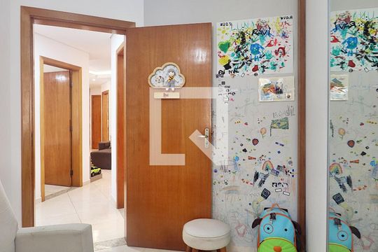 Quarto 2 de apartamento à venda com 3 quartos, 82m² em Vila Camilópolis, Santo André