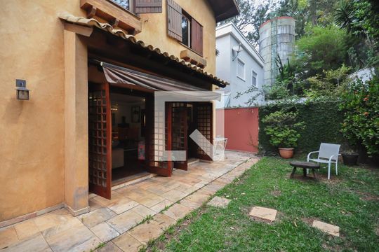 Quintal de casa de condomínio à venda com 4 quartos, 415m² em Jardim Ampliação, São Paulo