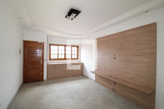 Casa para alugar com 3 quartos, 200m² em Vila Ré, São Paulo