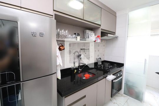 Cozinha de apartamento para alugar com 2 quartos, 46m² em Jardim Vila Formosa, São Paulo