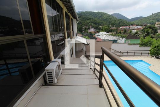 Área comum  de casa à venda com 5 quartos, 800m² em Anil, Rio de Janeiro