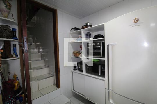 Cozinha - Escada para área de serviço de casa à venda com 5 quartos, 800m² em Anil, Rio de Janeiro