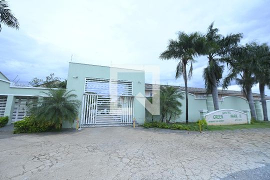 Fachada  de casa de condomínio à venda com 2 quartos, 42m² em Jardim Europa, Goiânia