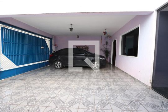 Garagem de casa à venda com 3 quartos, 200m² em Parque Residencial Oratorio, São Paulo