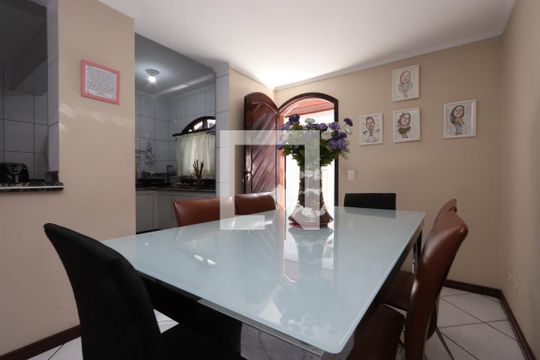 Sala de Jantar de casa à venda com 3 quartos, 200m² em Parque Residencial Oratorio, São Paulo