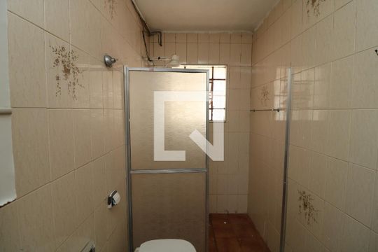 Banheiro de casa à venda com 3 quartos, 80m² em Vila Antonieta, São Paulo