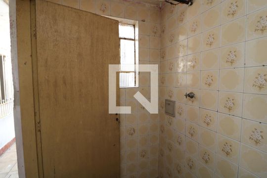 Banheiro 2 de casa à venda com 3 quartos, 80m² em Vila Antonieta, São Paulo