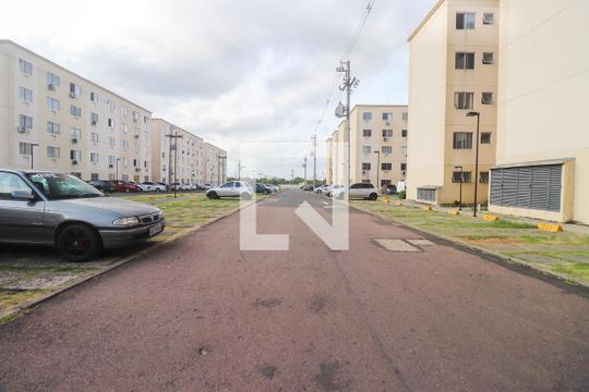 Garagem de apartamento à venda com 2 quartos, 40m² em Sarandi, Porto Alegre