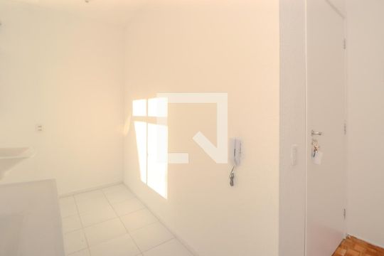 Cozinha e Área de Serviço de apartamento à venda com 2 quartos, 40m² em Sarandi, Porto Alegre