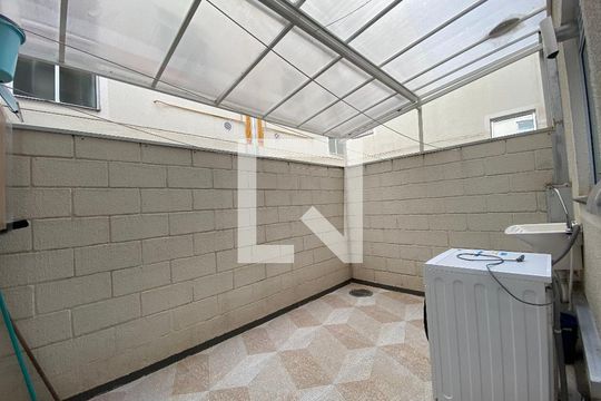 Área de Serviço de apartamento para alugar com 2 quartos, 50m² em Igara, Canoas
