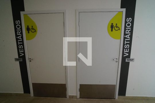 Área comum - Vestiário de apartamento para alugar com 2 quartos, 40m² em Vila Butantã, São Paulo