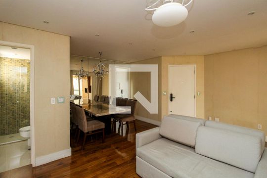 Sala de apartamento para alugar com 2 quartos, 80m² em Paraíso, São Paulo