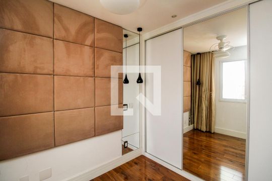 Suite de apartamento para alugar com 2 quartos, 80m² em Paraíso, São Paulo