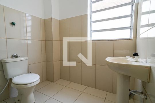 Banheiro do Quarto  de apartamento para alugar com 3 quartos, 115m² em Centro, Niterói
