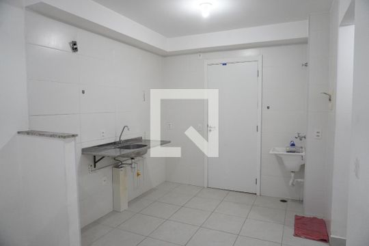Sala/cozinha de apartamento para alugar com 2 quartos, 33m² em Vila Nova Curuca, São Paulo