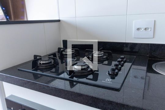 Cozinha de apartamento à venda com 1 quarto, 34m² em Vila Penteado, São Paulo
