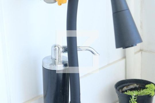 Área de Serviço de apartamento para alugar com 2 quartos, 47m² em Ouro Verde, Nova Iguaçu
