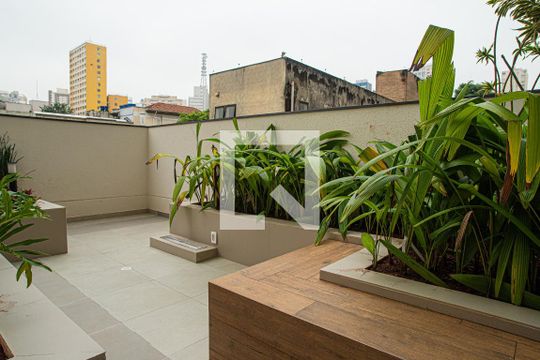Área comum de apartamento para alugar com 1 quarto, 25m² em Bela Vista, São Paulo