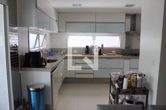 Cozinha de casa à venda com 3 quartos, 330m² em Brooklin Paulista, São Paulo