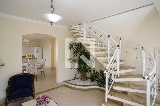Casa à venda com 5 quartos, 400m² em Jardim São Caetano, São Caetano do Sul