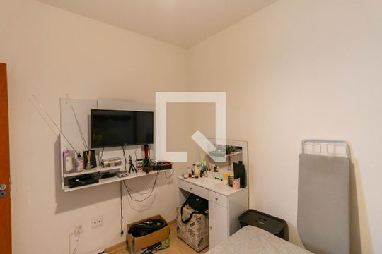 Quarto 1 de apartamento à venda com 2 quartos, 120m² em Heliópolis, Belo Horizonte
